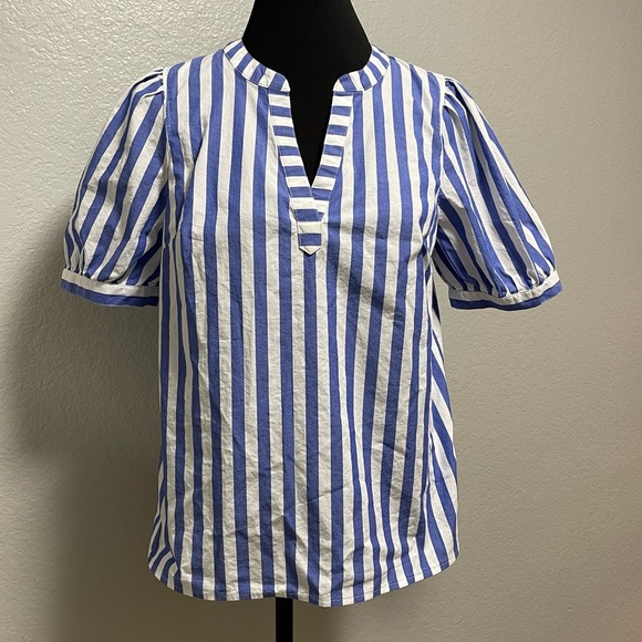 J. Crew Tops - J.Crew Striped V-neck Short-Sleeve Poplin Top Size Medium